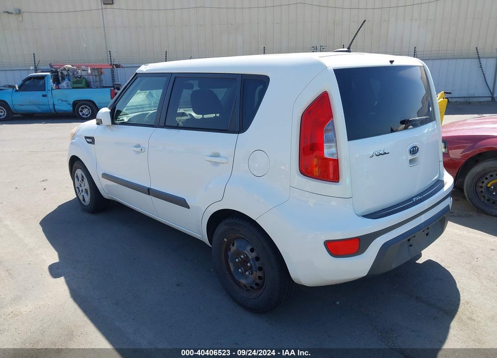 2012 KIA SOUL VIN: KNDJT2A51C7477159