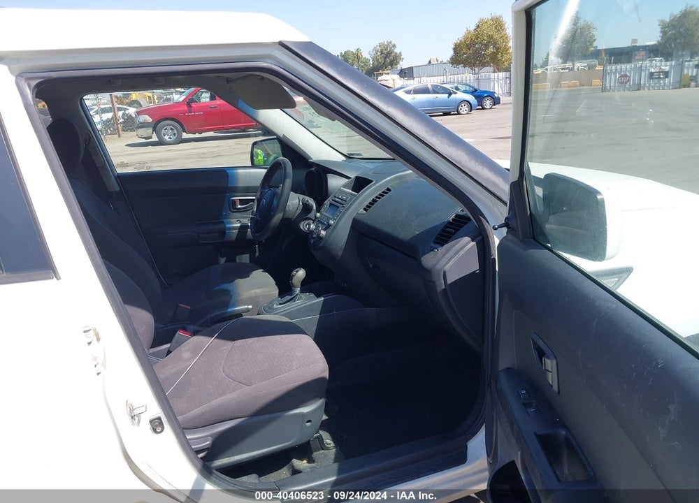 2012 KIA SOUL VIN: KNDJT2A51C7477159