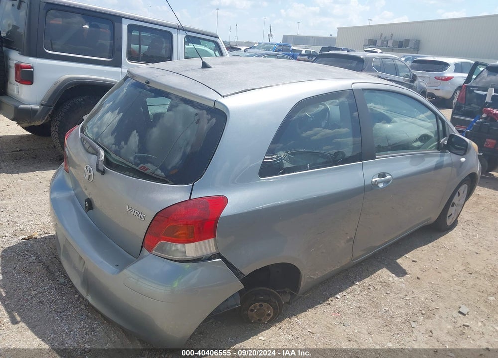 2009 TOYOTA YARIS VIN: JTDJT903895249379