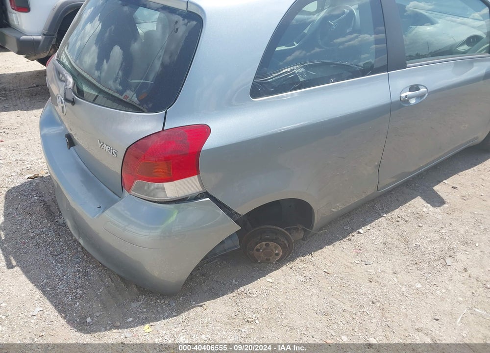 2009 TOYOTA YARIS VIN: JTDJT903895249379