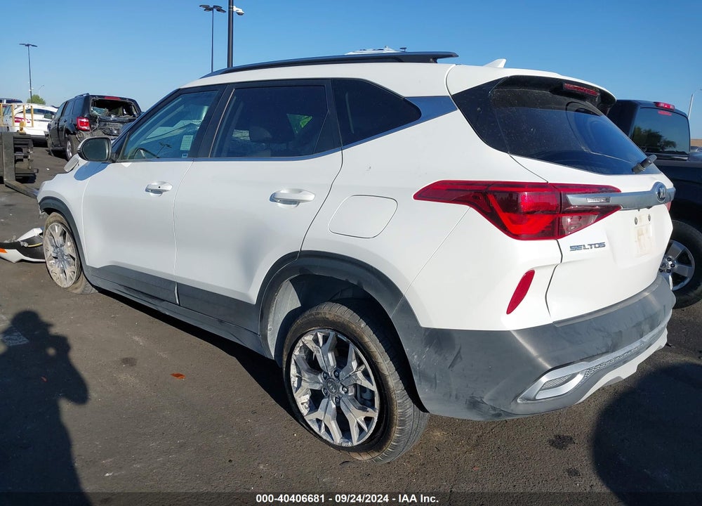 2021 KIA SELTOS EX VIN: KNDERCAA5M7223250