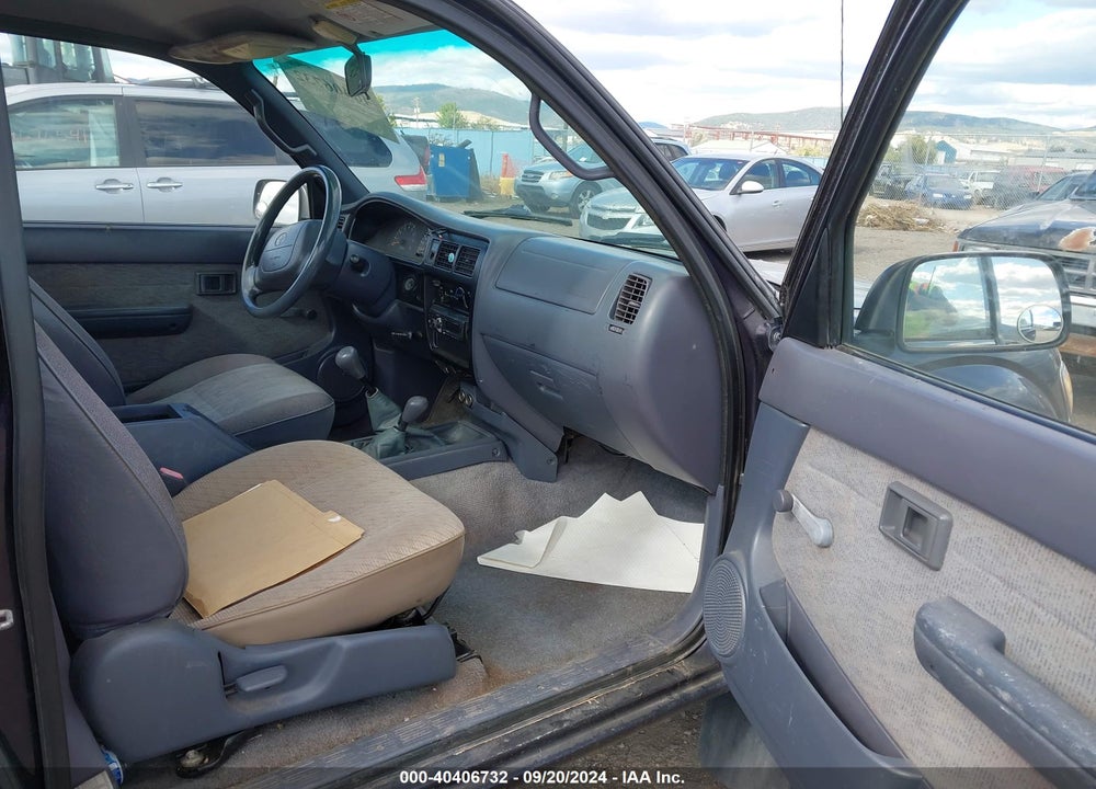 1999 TOYOTA TACOMA VIN: 4TAPM62N7XZ449210