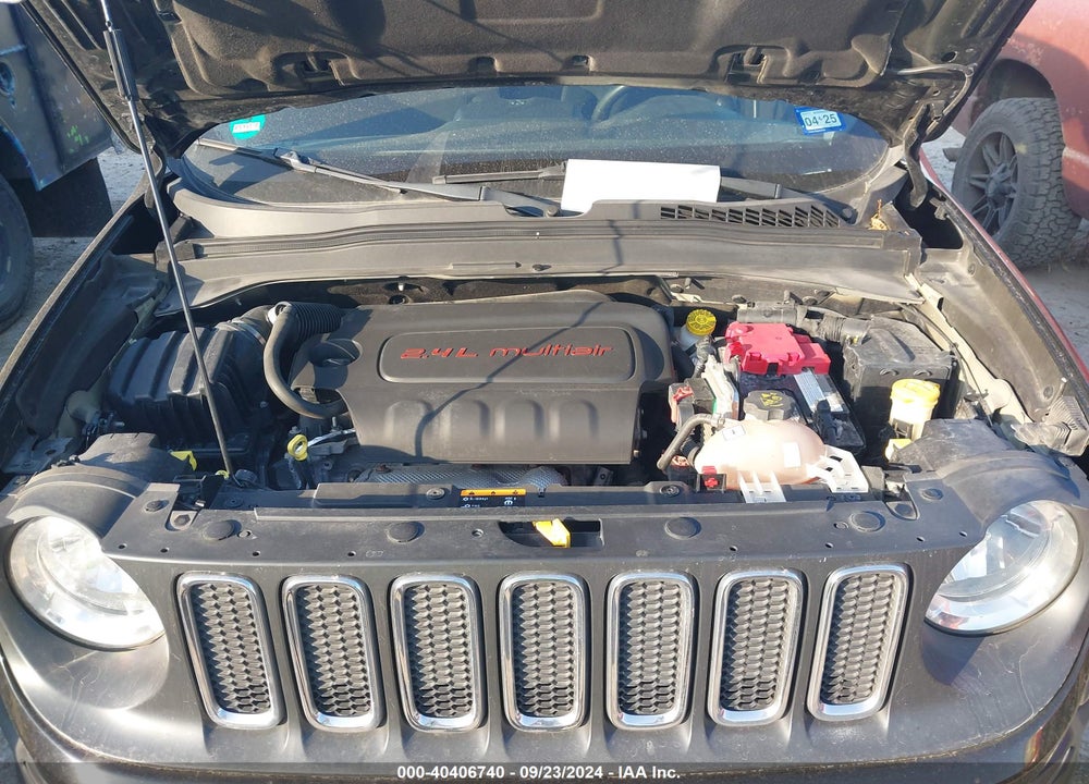 2018 JEEP RENEGADE LATITUDE FWD VIN: ZACCJABB6JPH23376