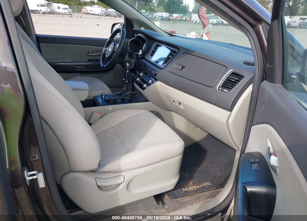 2017 KIA SEDONA LX VIN: KNDMB5C12H6243878