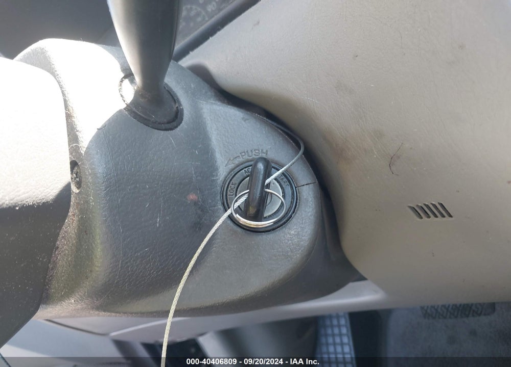 2008 TOYOTA COROLLA CE VIN: 1NXBR32E98Z965786