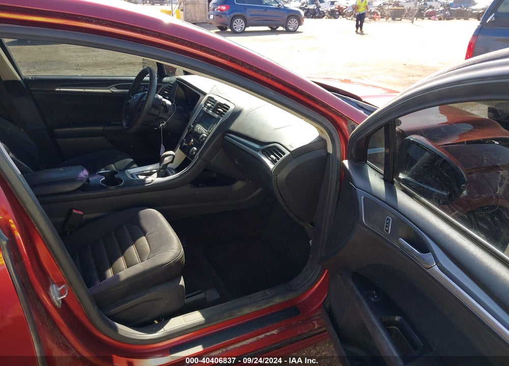 2014 FORD FUSION SE VIN: 3FA6P0H70ER268728