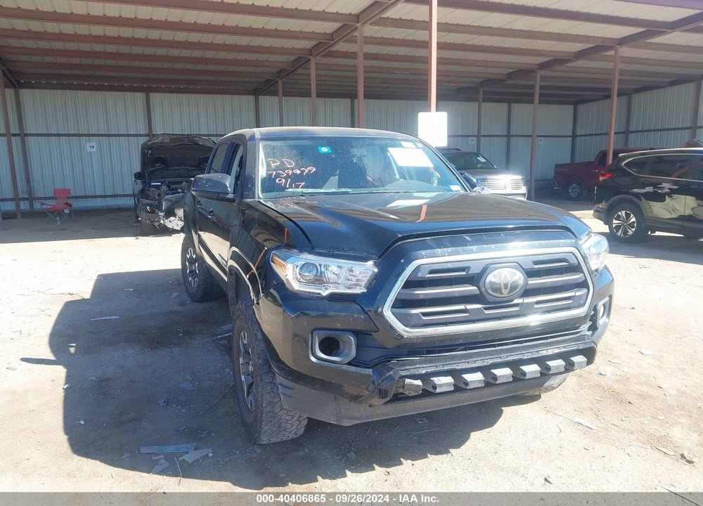 2019 TOYOTA TACOMA SR5 VIN: 5TFAX5GN2KX139443