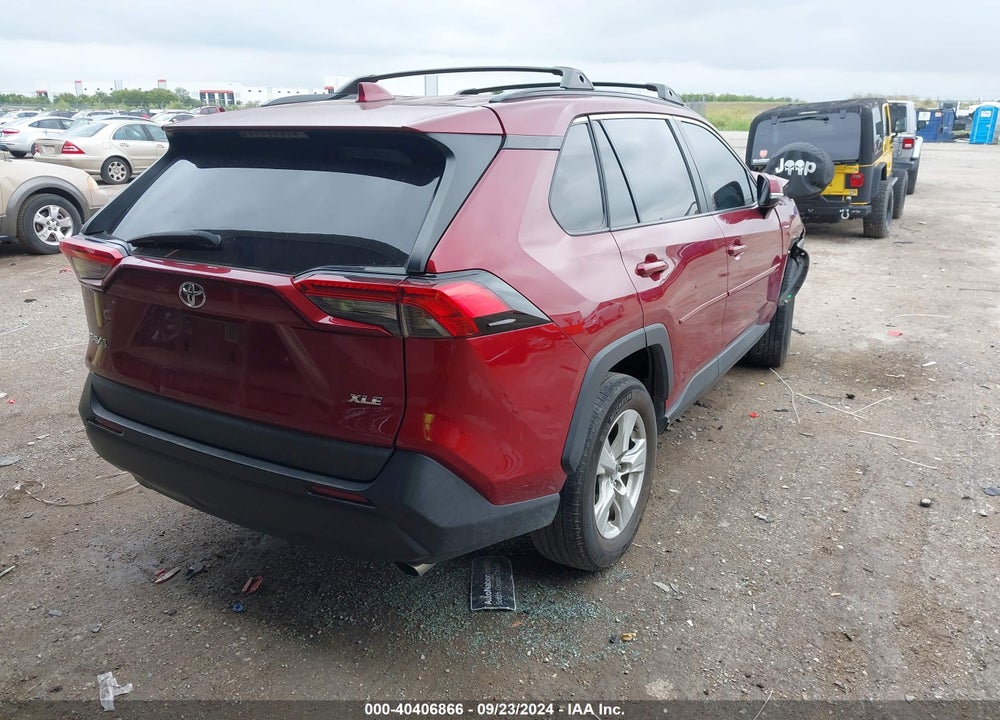 2020 TOYOTA RAV4 XLE VIN: 2T3W1RFV4LW095421
