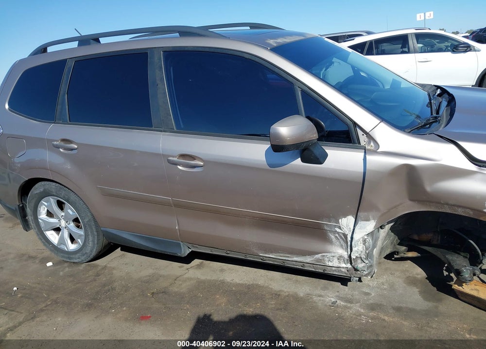 2014 SUBARU FORESTER 2.5I PREMIUM VIN: JF2SJAEC8EH433137
