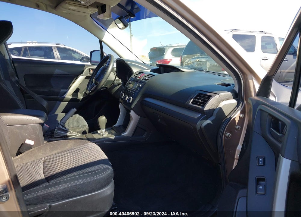 2014 SUBARU FORESTER 2.5I PREMIUM VIN: JF2SJAEC8EH433137