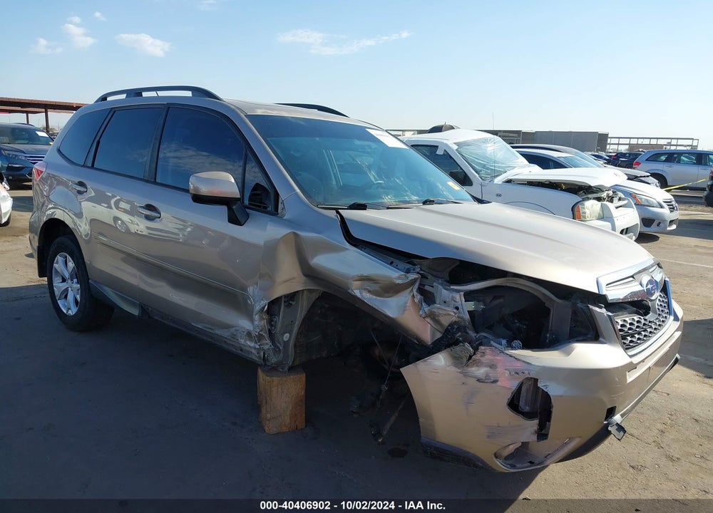 2014 SUBARU FORESTER 2.5I PREMIUM VIN: JF2SJAEC8EH433137