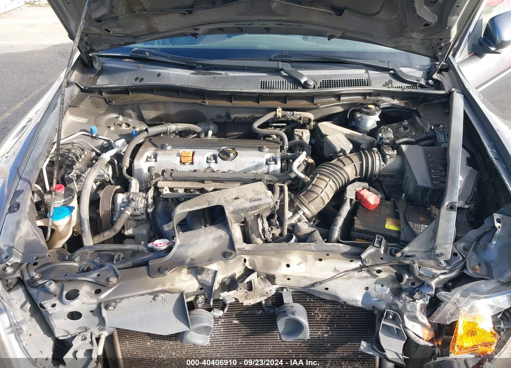 2011 HONDA ACCORD 2.4 LX VIN: 1HGCP2F31BA110124