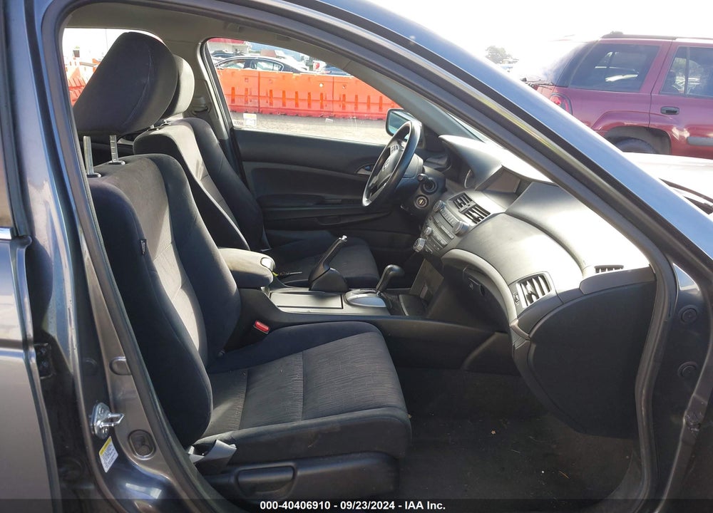 2011 HONDA ACCORD 2.4 LX VIN: 1HGCP2F31BA110124