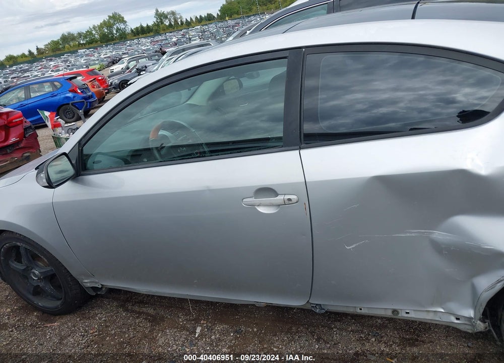 2005 SCION TC VIN: JTKDE177X50039190