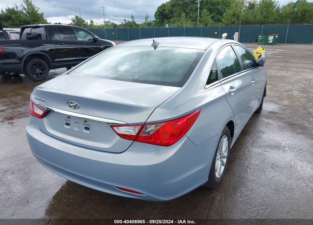 2013 HYUNDAI SONATA GLS VIN: 5NPEB4ACXDH632514