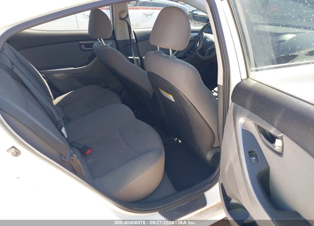 2014 HYUNDAI ELANTRA SE VIN: 5NPDH4AE6EH489638