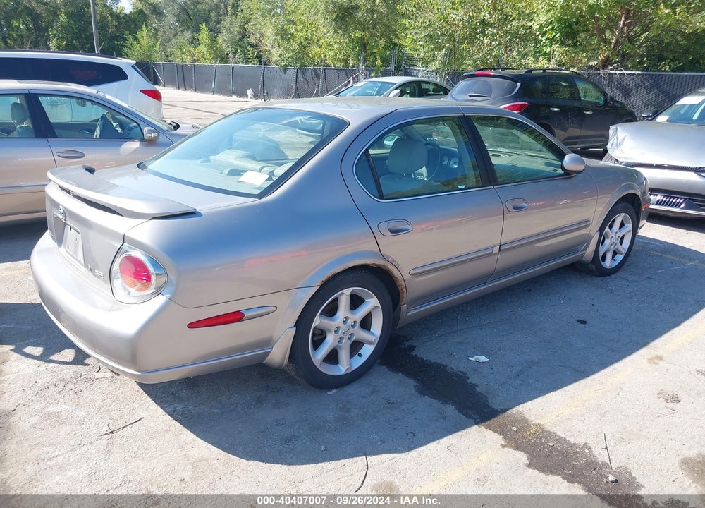 2002 NISSAN MAXIMA SE VIN: JN1DA31A02T312721