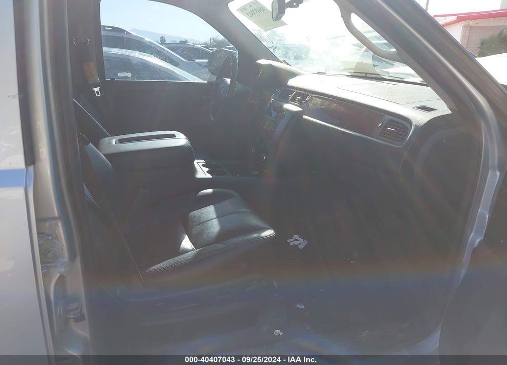 2014 GMC YUKON XL 1500 SLT VIN: 1GKS1KE05ER189987