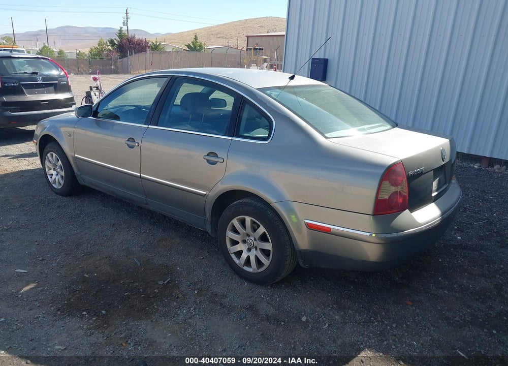 2002 VOLKSWAGEN PASSAT GLS VIN: WVWPD63B12P184670