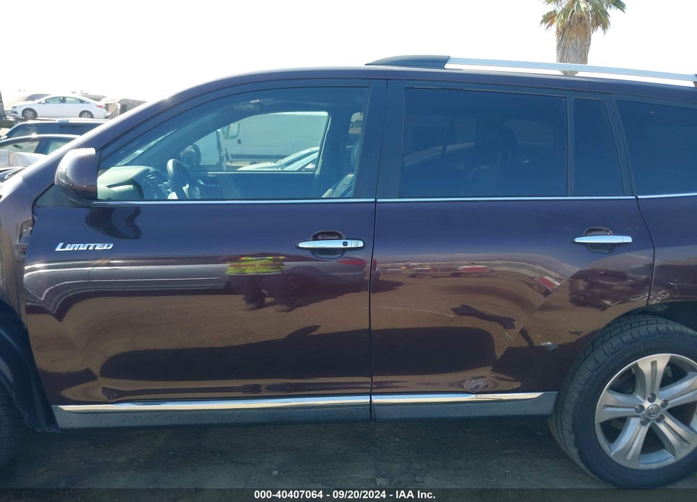 2013 TOYOTA HIGHLANDER LIMITED V6 VIN: 5TDYK3EH5DS138973