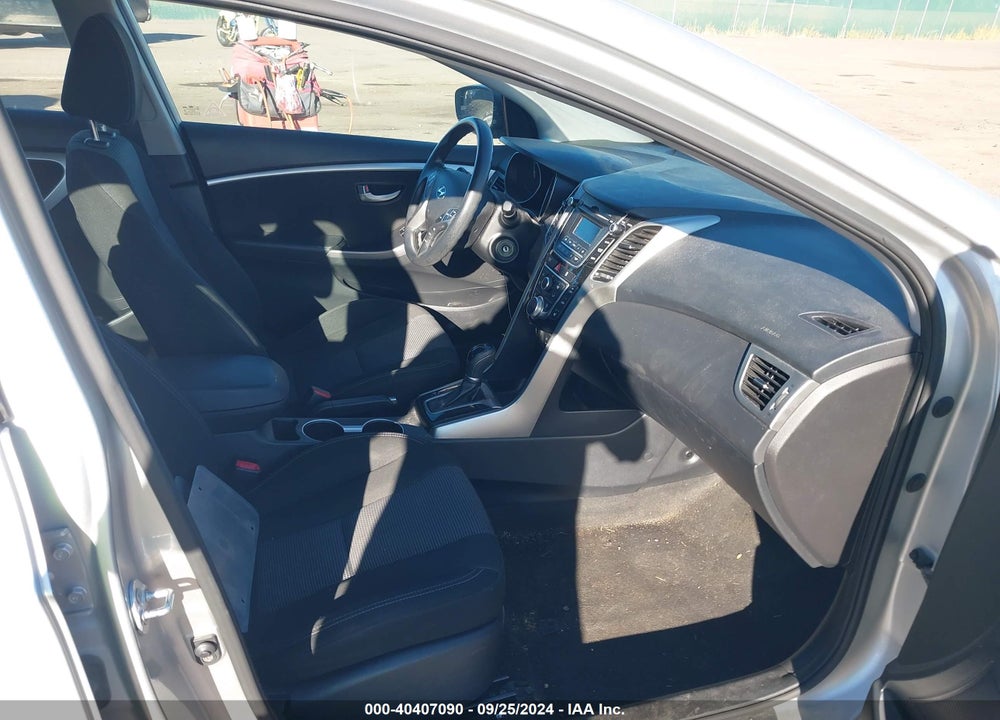 2016 HYUNDAI ELANTRA GT VIN: KMHD35LH7GU252396