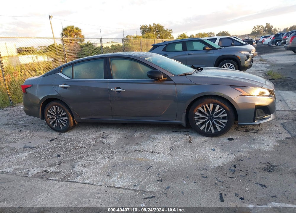 2024 NISSAN ALTIMA SV FWD VIN: 1N4BL4DV5RN414118