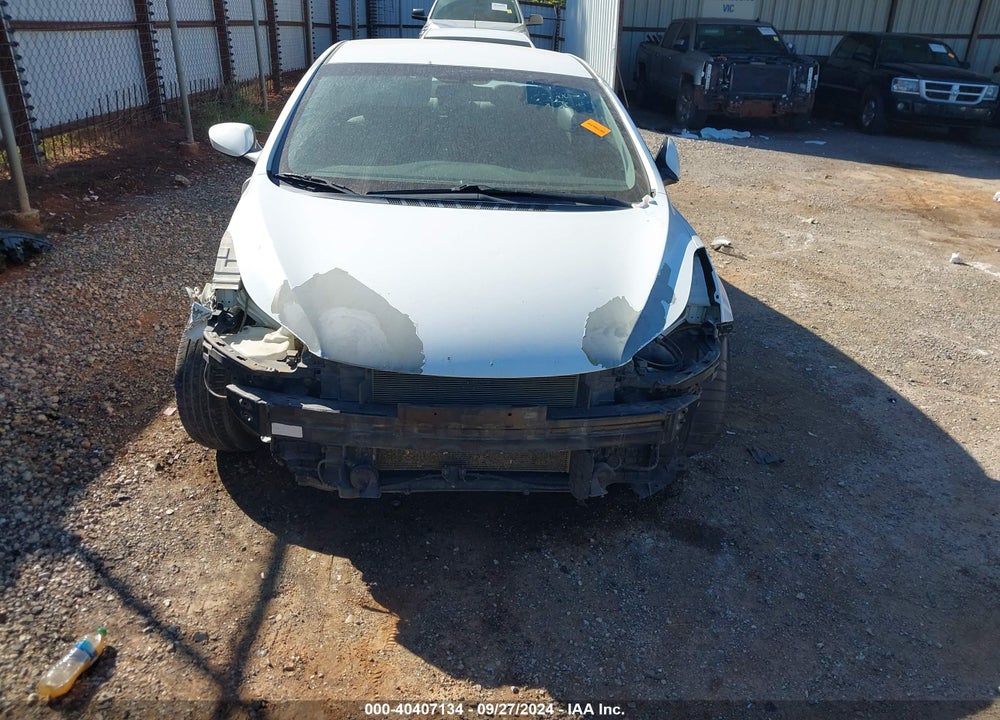 2016 HYUNDAI ELANTRA SE VIN: 5NPDH4AE8GH788129