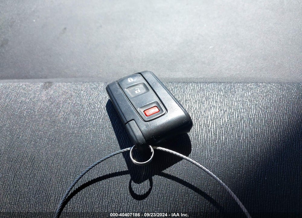 2008 TOYOTA PRIUS VIN: JTDKB20UX87748131