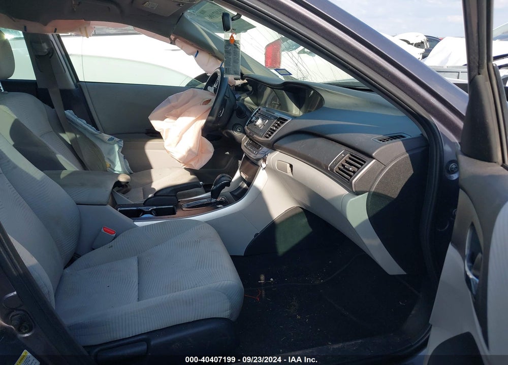 2015 HONDA ACCORD SEDAN VIN: 1HGCR2F31FA116456