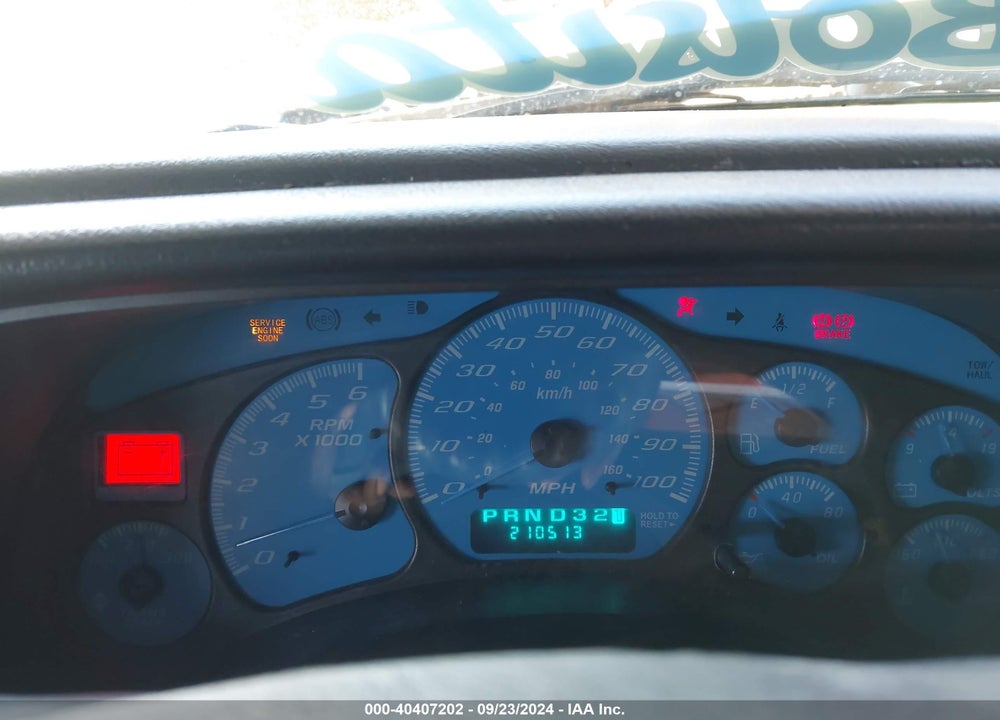 2000 CHEVROLET SILVERADO 1500 VIN: 1GCEC14WXYZ170472