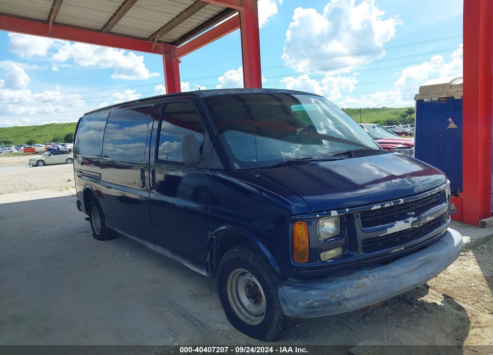 2002 CHEVROLET EXPRESS VIN: 1GCFG15W821200839