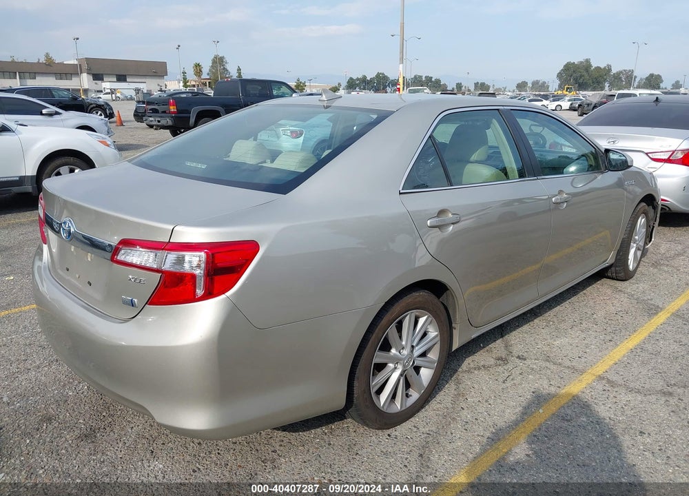 2014 TOYOTA CAMRY HYBRID XLE VIN: 4T1BD1FK9EU107670