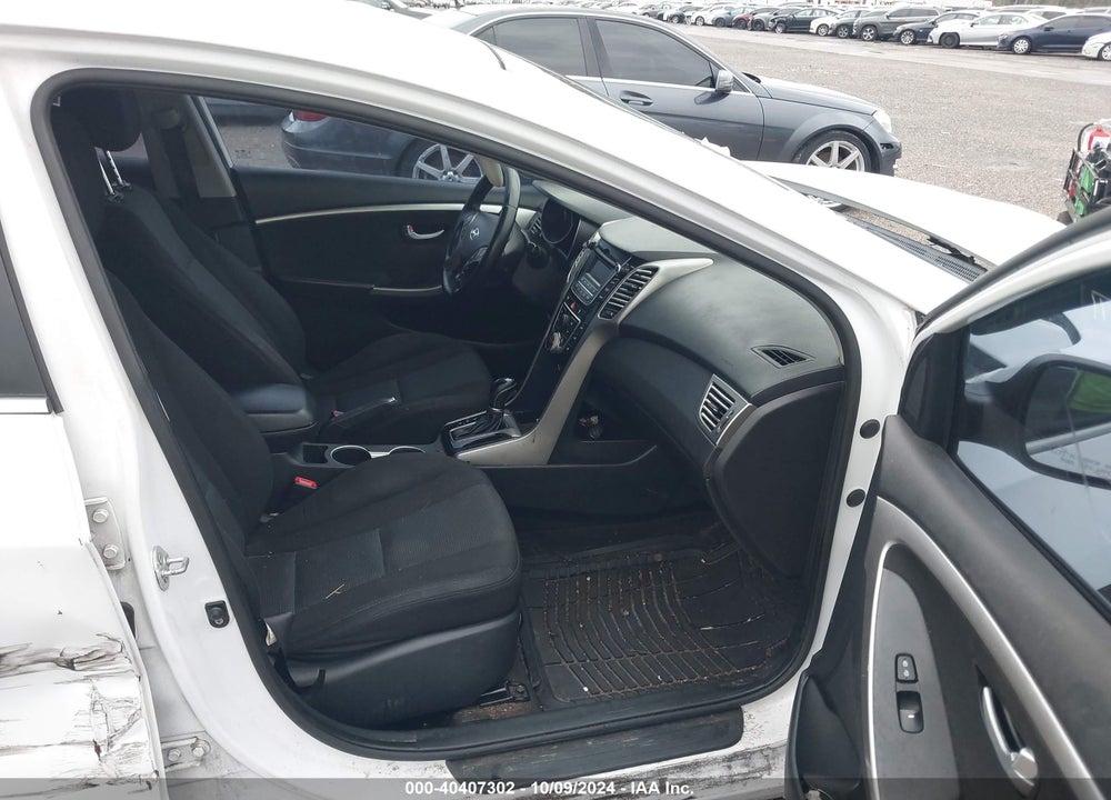 2016 HYUNDAI ELANTRA GT VIN: KMHD35LH0GU258234