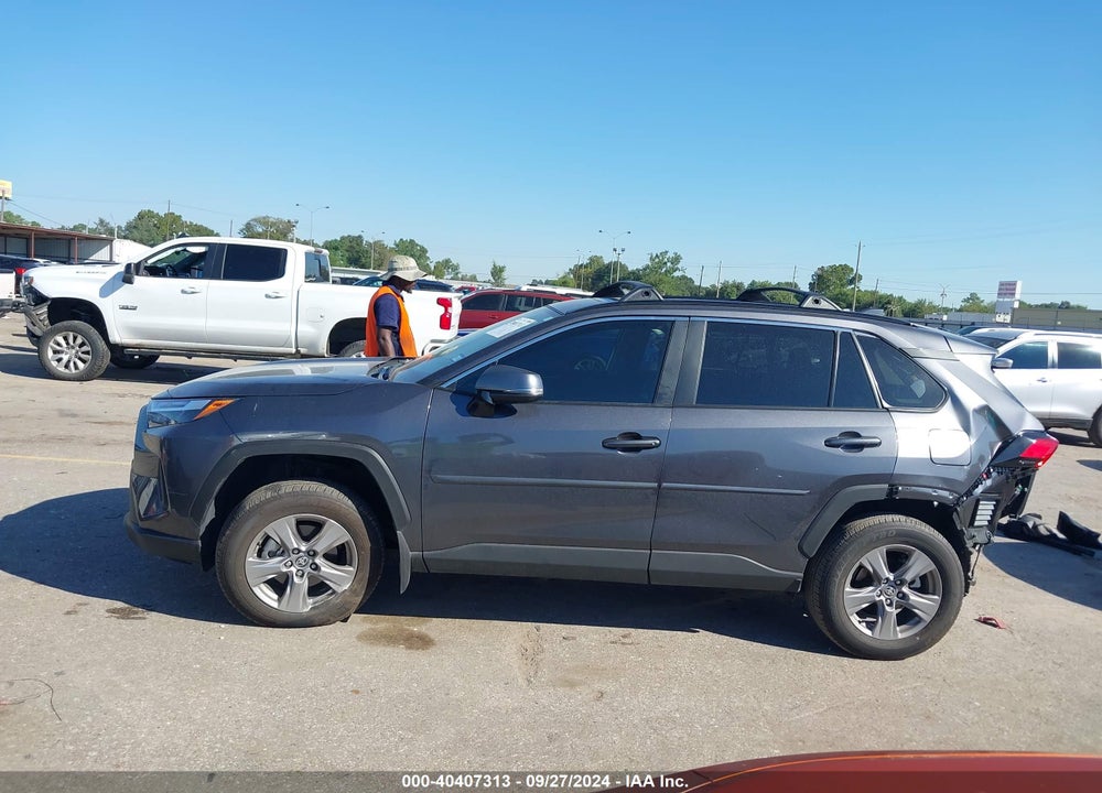 2024 TOYOTA RAV4 XLE VIN: 2T3W1RFVXRC281474