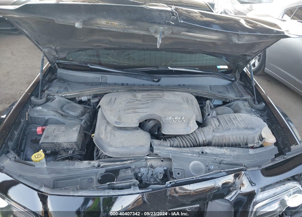 2019 CHRYSLER 300 300S VIN: 2C3CCABG4KH536036