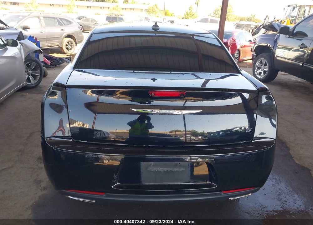 2019 CHRYSLER 300 300S VIN: 2C3CCABG4KH536036