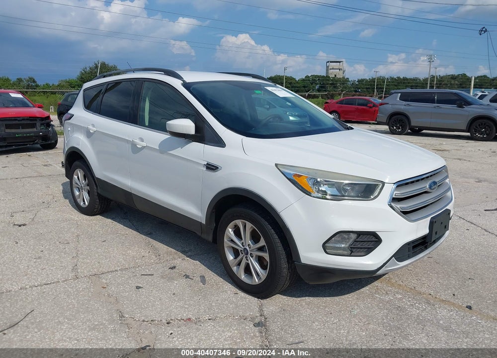 2018 FORD ESCAPE SE VIN: 1FMCU9GD5JUB02012
