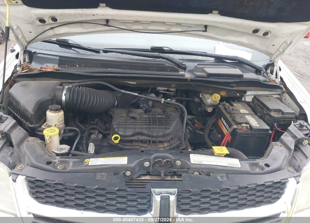 2011 DODGE GRAND CARAVAN CREW VIN: 2D4RN5DG1BR662338
