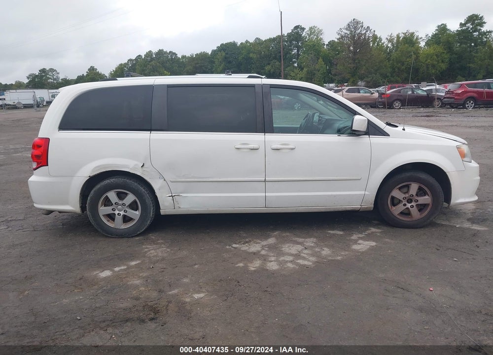 2011 DODGE GRAND CARAVAN CREW VIN: 2D4RN5DG1BR662338