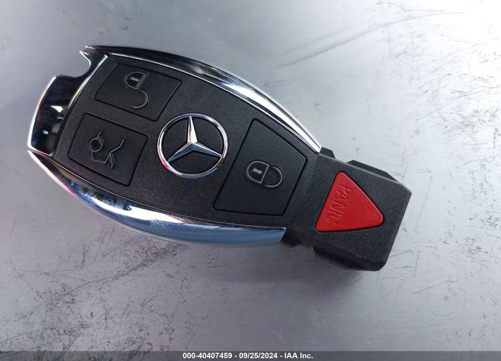 2009 MERCEDES-BENZ C 300 LUXURY/SPORT VIN: WDDGF54X09R069769
