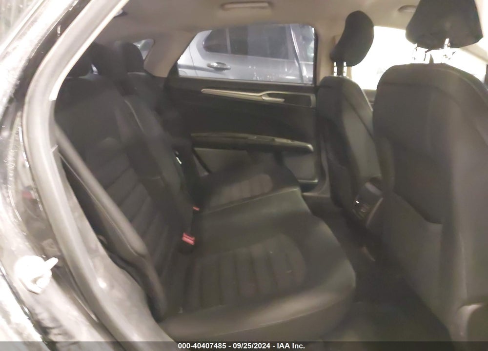 2017 FORD FUSION SE VIN: 3FA6P0HDXHR103859