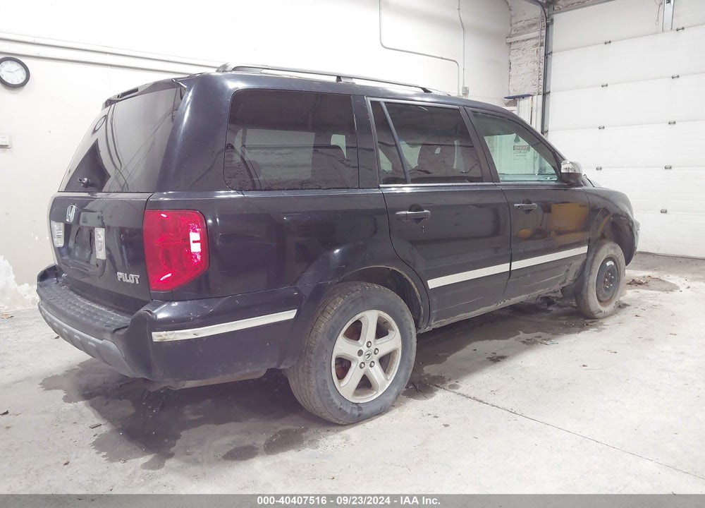 2005 HONDA PILOT EX-L VIN: 2HKYF18695H525472