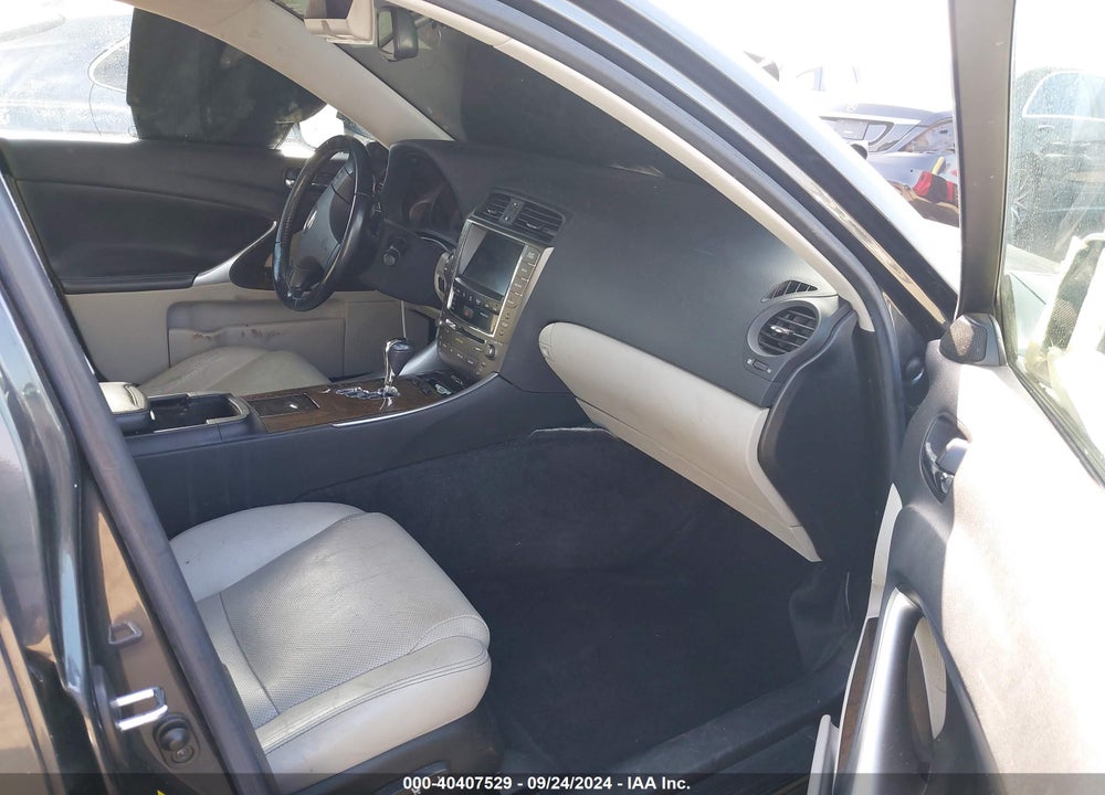 2009 LEXUS IS 250 VIN: JTHBK262395102897