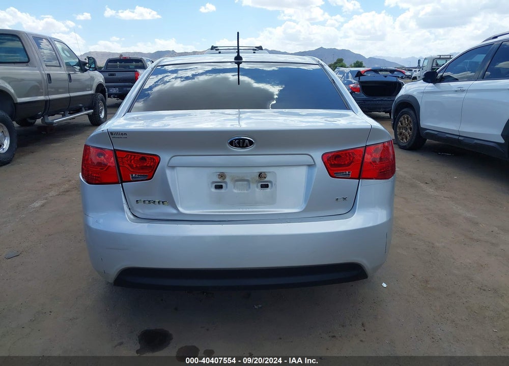 2010 KIA FORTE EX VIN: KNAFU4A20A5809389