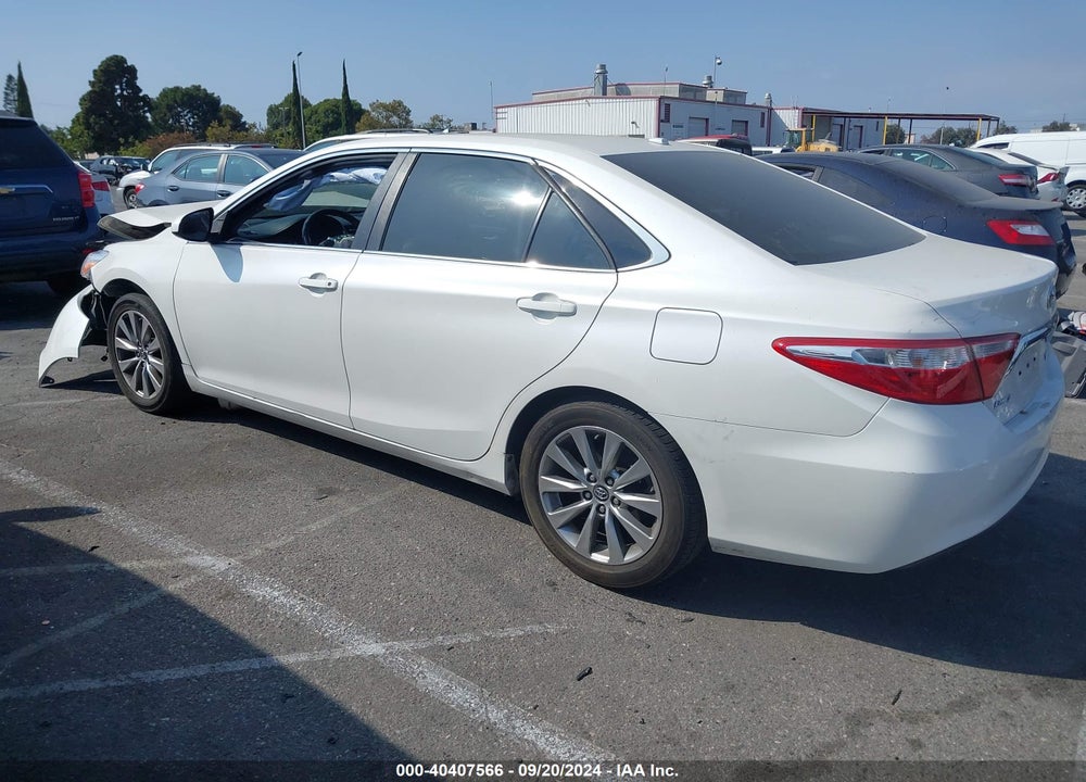 2017 TOYOTA CAMRY XLE VIN: 4T1BF1FK7HU744829