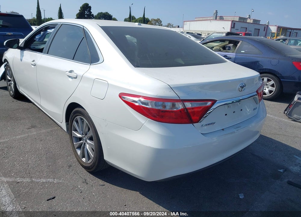 2017 TOYOTA CAMRY XLE VIN: 4T1BF1FK7HU744829
