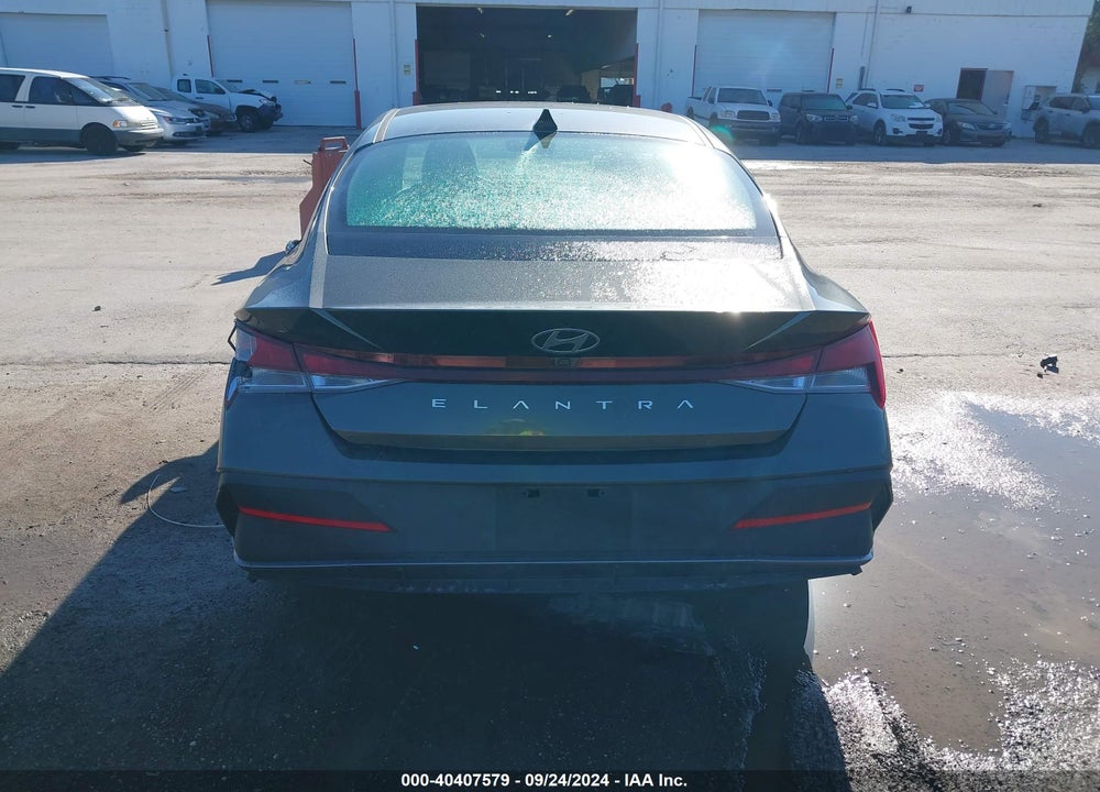 2024 HYUNDAI ELANTRA SEL VIN: KMHLM4DG0RU645040