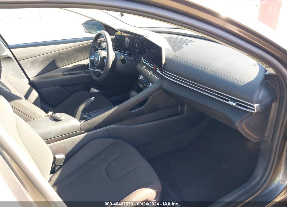 2024 HYUNDAI ELANTRA SEL VIN: KMHLM4DG0RU645040