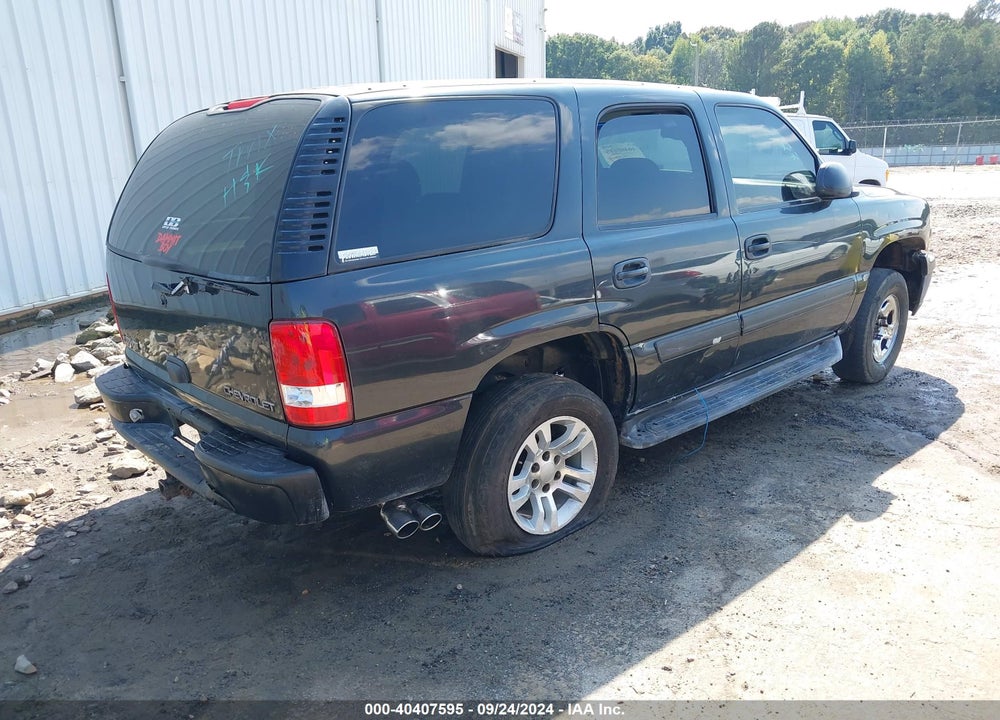2005 CHEVROLET TAHOE LS VIN: 1GNEK13T95R148430