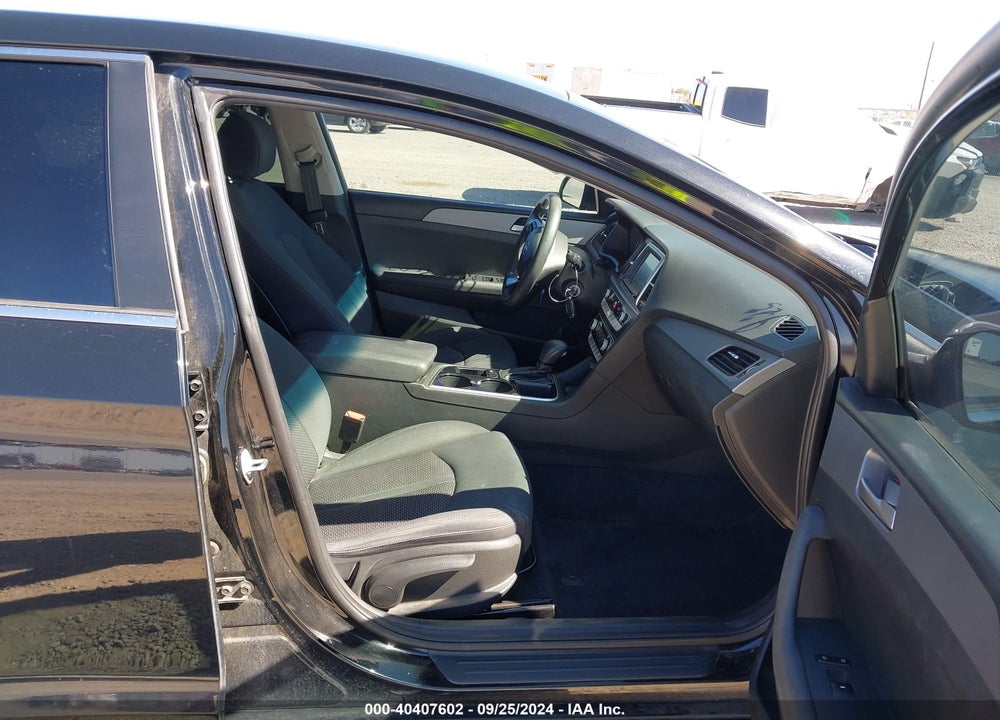 2018 HYUNDAI SONATA SE VIN: 5NPE24AF6JH711989